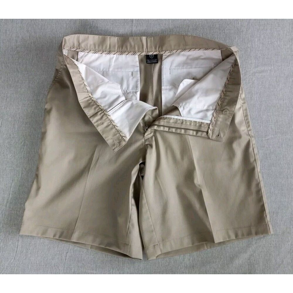 Vintage Nike Golf Men's 36‎ Embroider Logo Cotton/Spandex/Polyester Brown Short